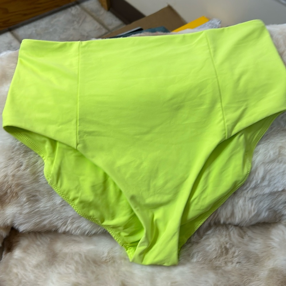 Calia by Carrie Underwood swim bottoms large nwot high waisted lime green